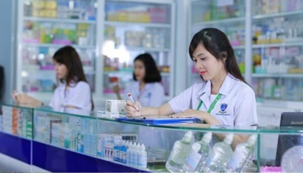 Training-kien-thuc-ky-nang-cho-doi-ngu-nhan-vien-ban-hang